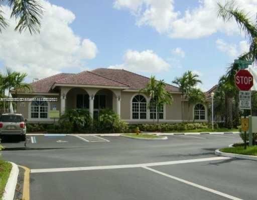 Real estate property located at 3241 Sabal Palm Mnr #101, Broward County, SERENITY PALMS CONDO, Davie, FL