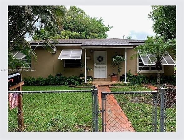 Real estate property located at 6336 10th Ter, Miami-Dade County, ALAMEDA, West Miami, FL