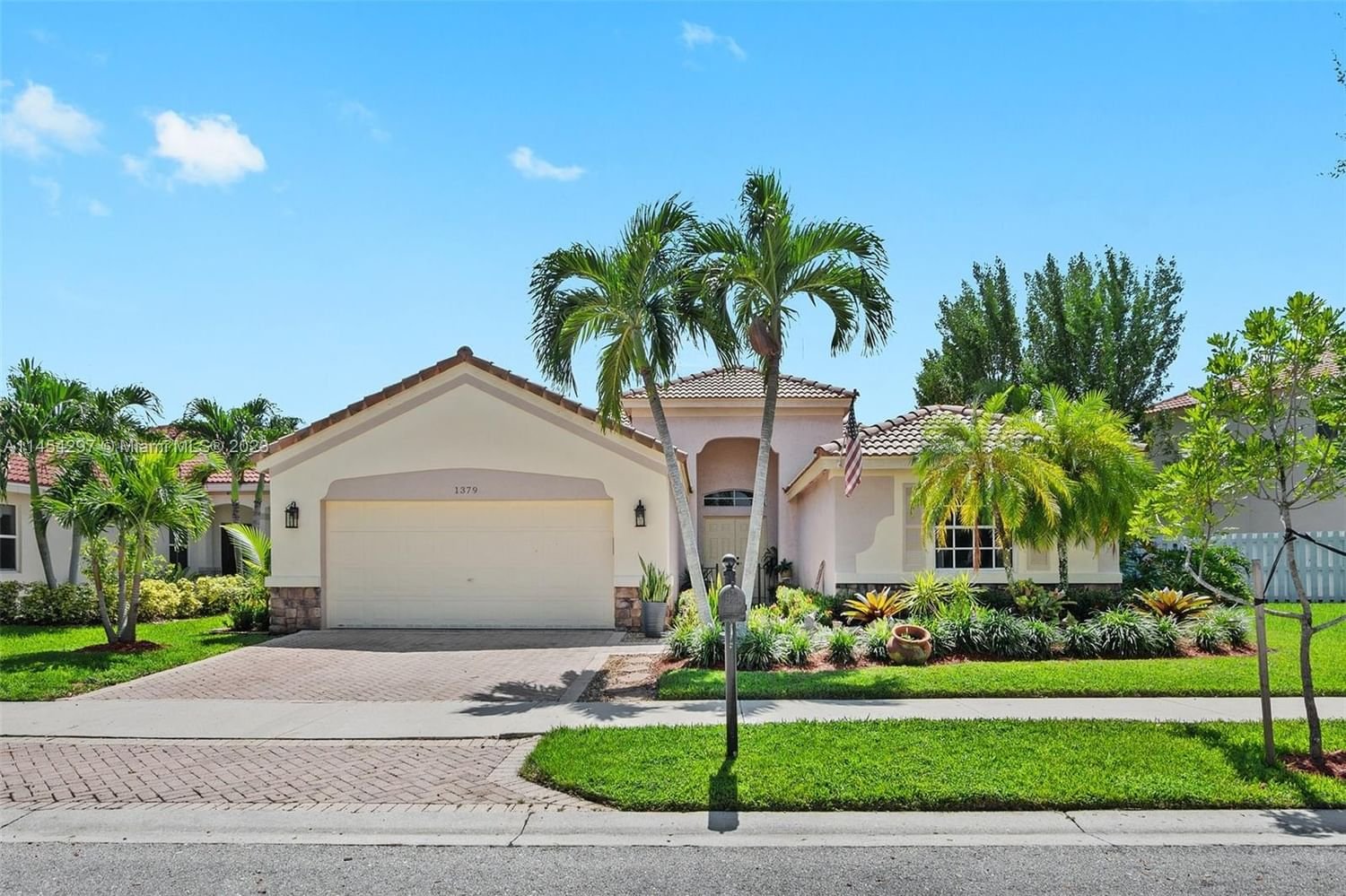 Real estate property located at 1379 Meadows Blvd, Broward County, Weston, FL