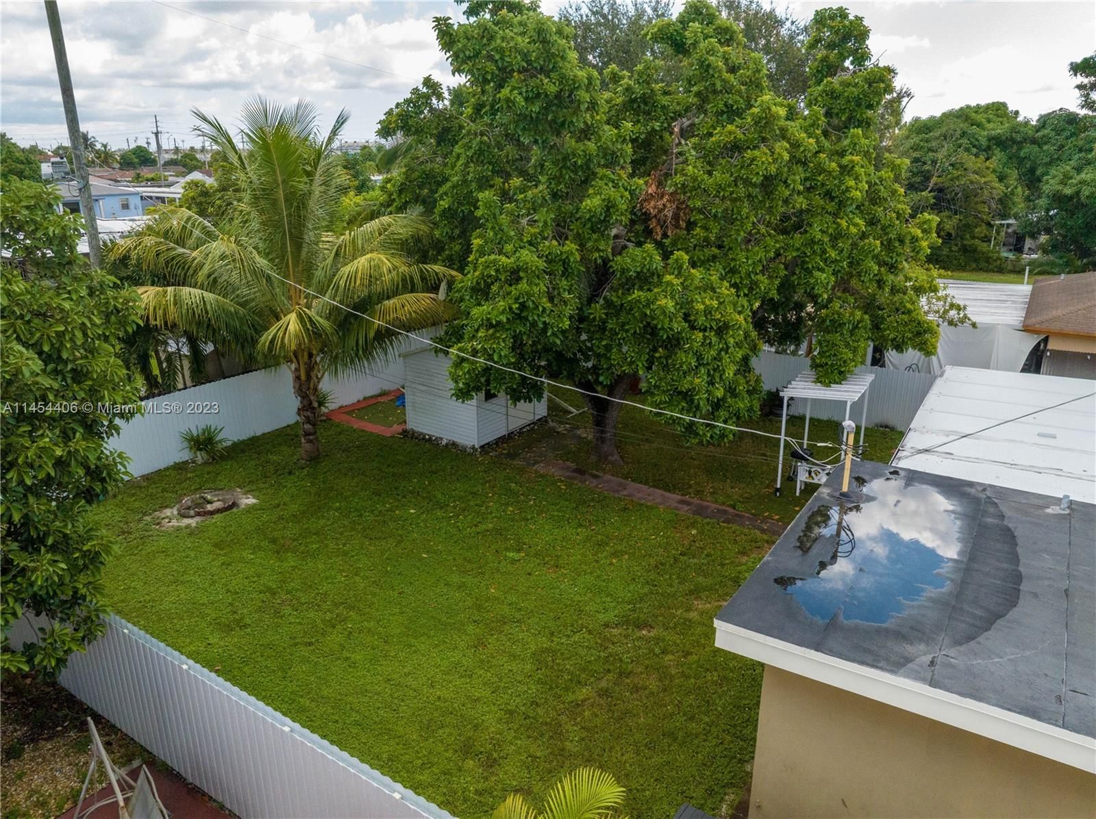 Real estate property located at 925 29th St, Miami-dade, Hialeah 13th Addn Amd Pl, Hialeah, FL