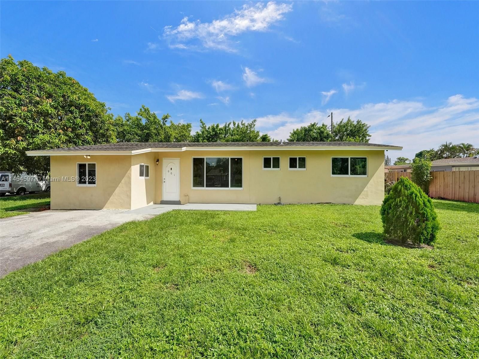 Real estate property located at 601 50th Ct, Broward County, Deerfield Beach, FL
