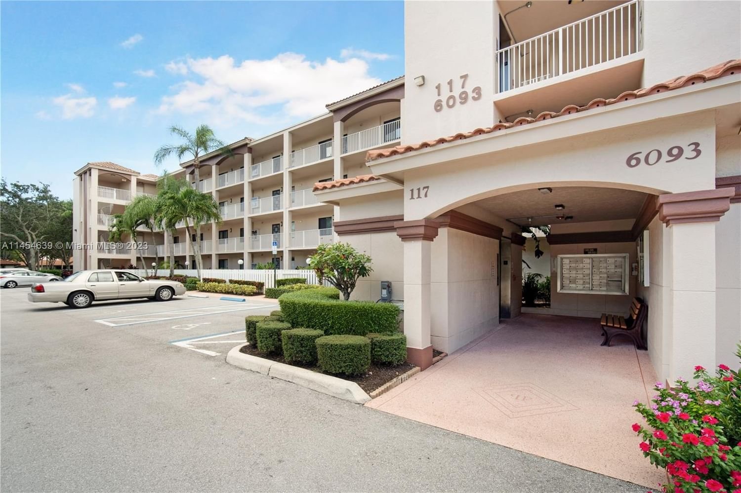Real estate property located at 6093 Pointe Regal Cir #104, Palm Beach County, Delray Beach, FL