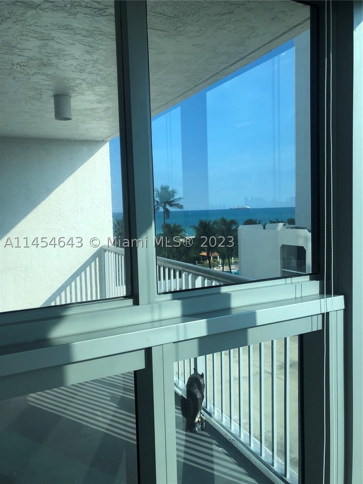 Real estate property located at 2655 Collins Ave #706, Miami-dade, Mirasol Ocean Towers Cond, Miami Beach, FL