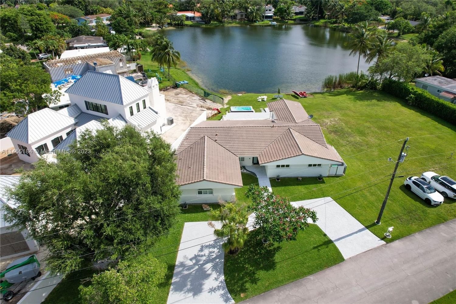 Real estate property located at 6485 52nd St, Miami-Dade County, SUNRISE ESTS, Miami, FL