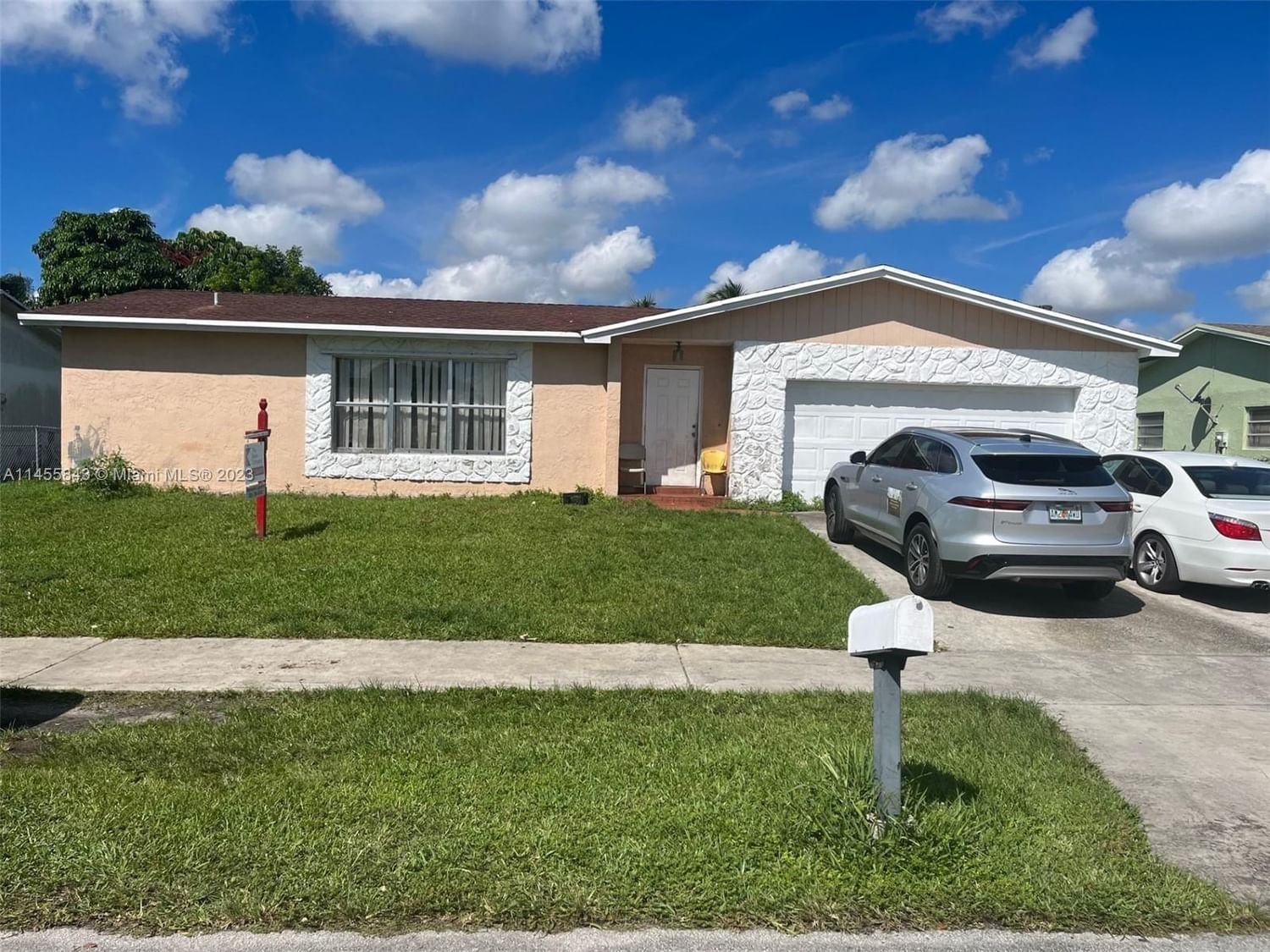 Real estate property located at 16912 107th Pl, Miami-Dade County, Miami, FL