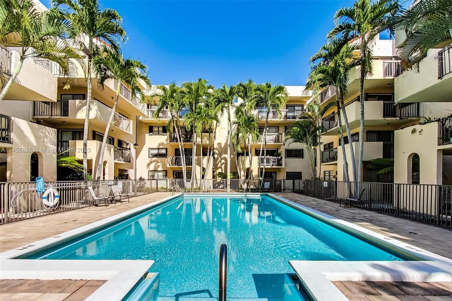 Real estate property located at 995 84th Ave #408, Miami-Dade County, WESTCHESTER POINT CONDO, Miami, FL