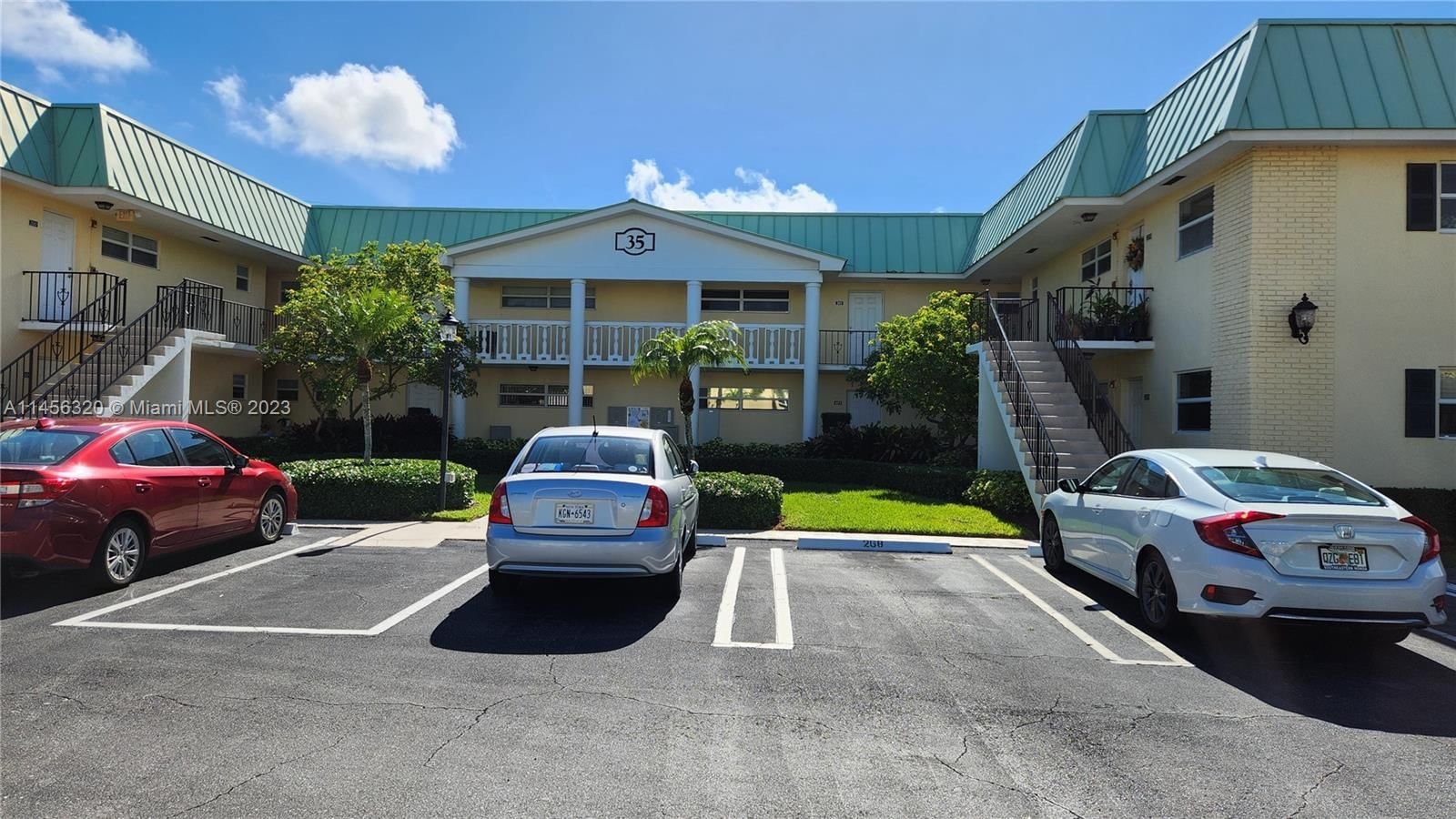 Real estate property located at 35 Colonial Club Dr. #203, Palm Beach County, COLONIAL CLUB CONDO SEC 1, Boynton Beach, FL