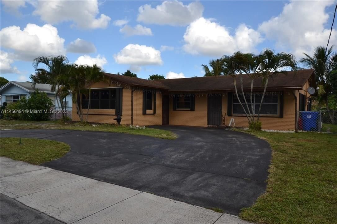 Real estate property located at 5930 46th Ave, Broward County, North Lauderdale, FL