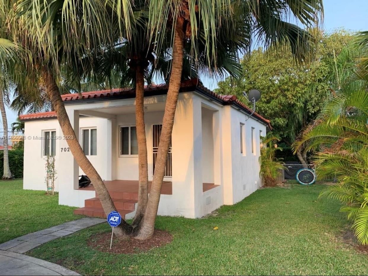 Real estate property located at 702 Boabadilla St, Miami-Dade County, CORAL GABLES FLAGLER STRE, Coral Gables, FL