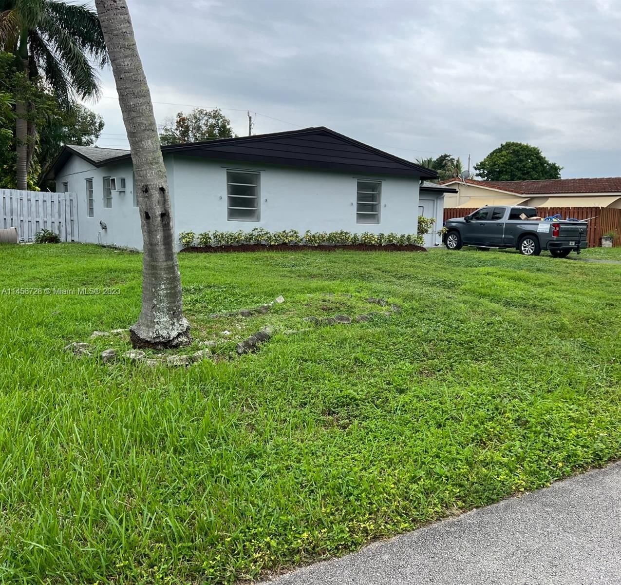 Real estate property located at 1310 44th Ct, Broward County, TWIN LAKES RESUB OF BLKS, Fort Lauderdale, FL