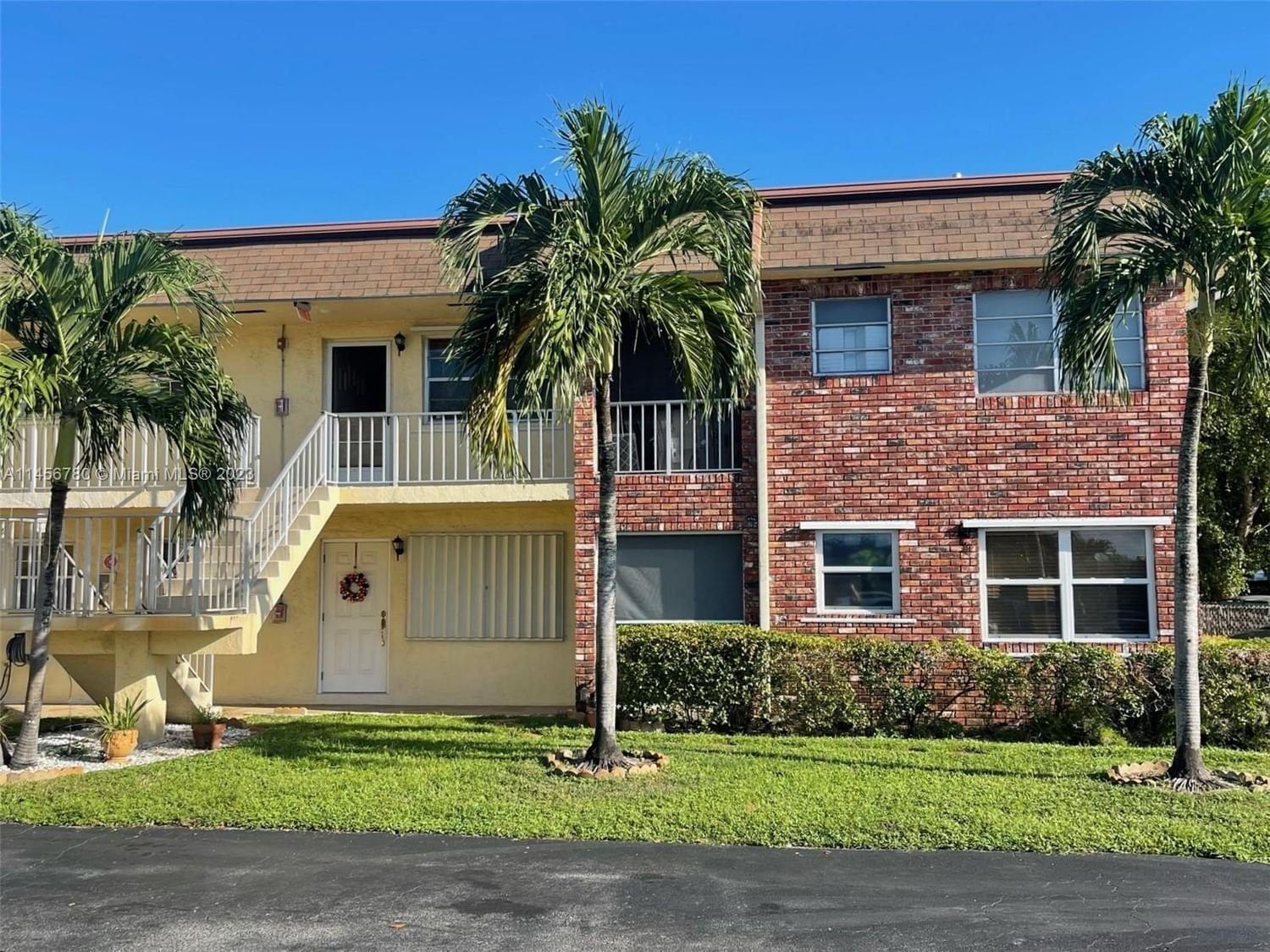 Real estate property located at 2060 81st Ave #322, Broward County, UNIVERSITY MANORS CONDO N, Pembroke Pines, FL