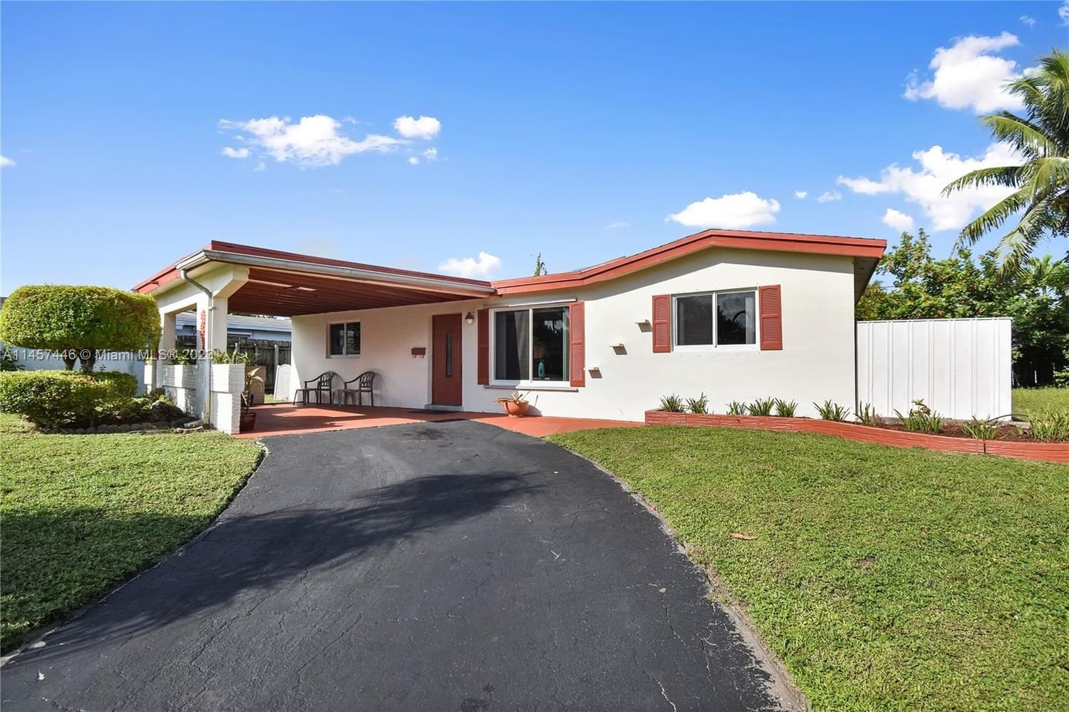 Real estate property located at 3541 35th Way, Broward County, Lauderdale Lakes, FL