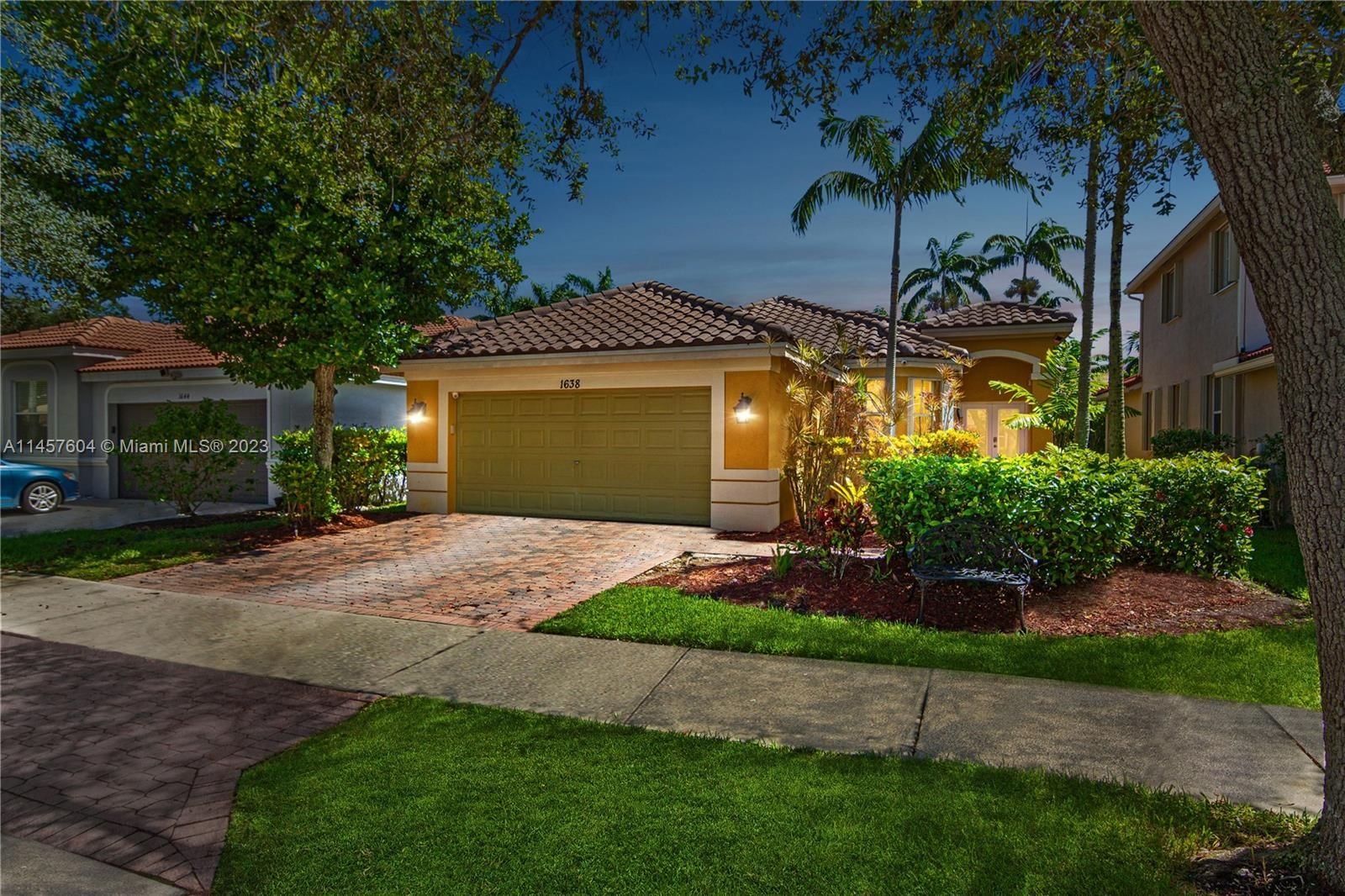 Real estate property located at 1638 Winterberry Ln, Broward County, Weston, FL