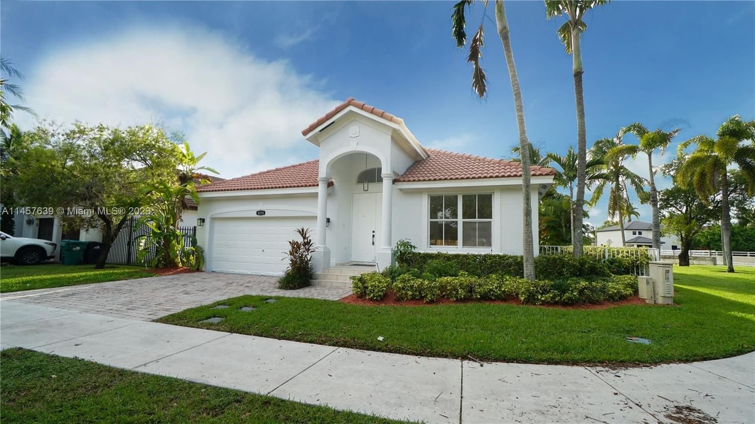 Real estate property located at , Miami-Dade County, KENDALLAND, Miami, FL