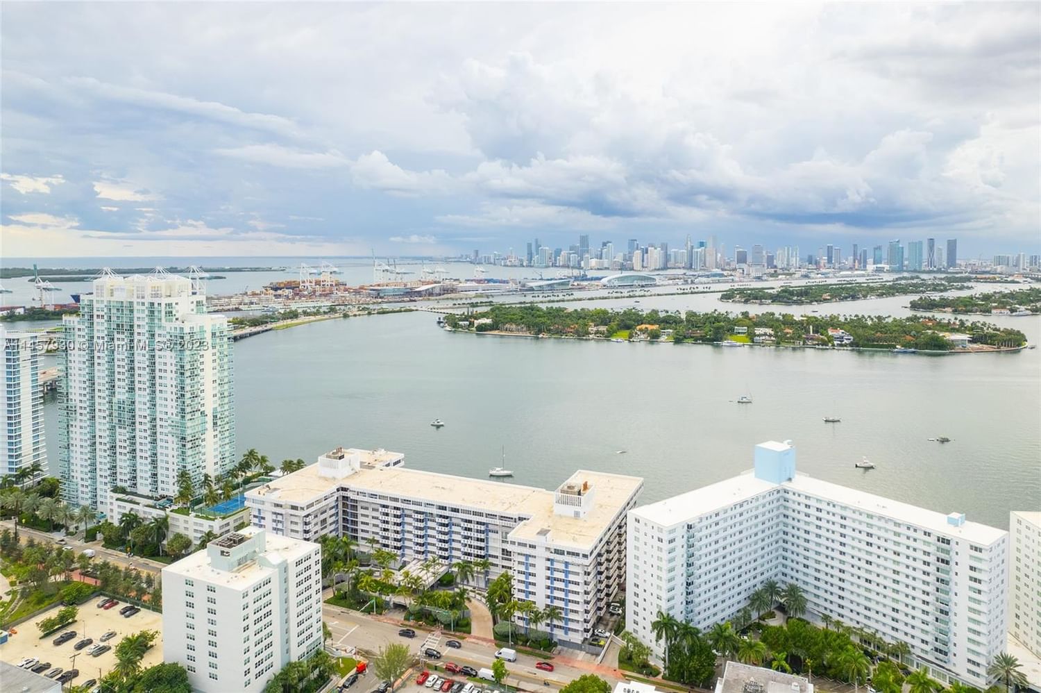 Real estate property located at 800 West Ave #435, Miami-Dade County, SOUTH BAY CLUB CONDO, Miami Beach, FL