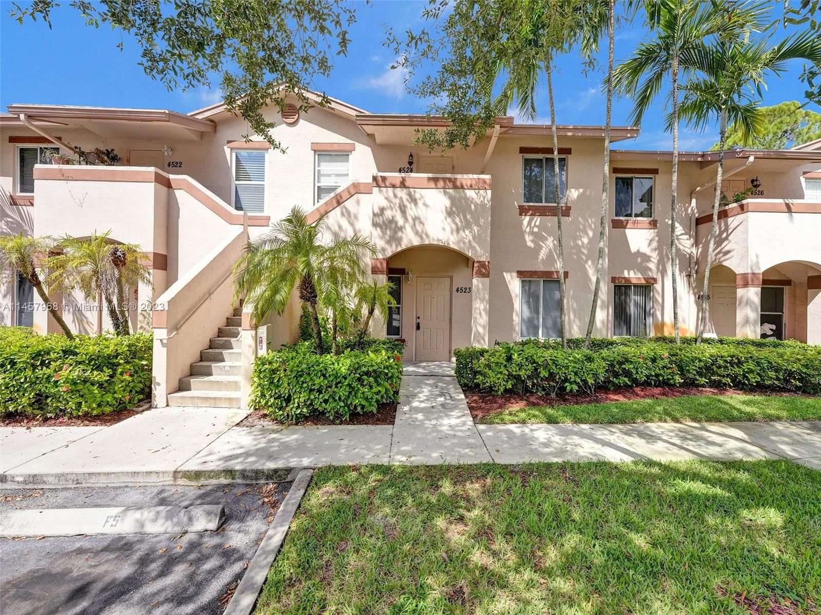 Real estate property located at 4523 Oak Terrace Dr #4523, Palm Beach County, OAK TERRACE CONDO, Green Acres, FL