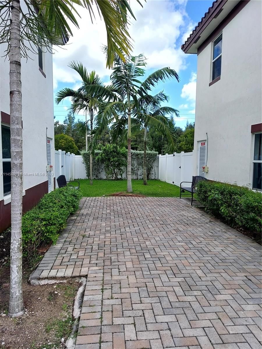 Real estate property located at 2832 145th Ct, Miami-Dade County, Miami, FL