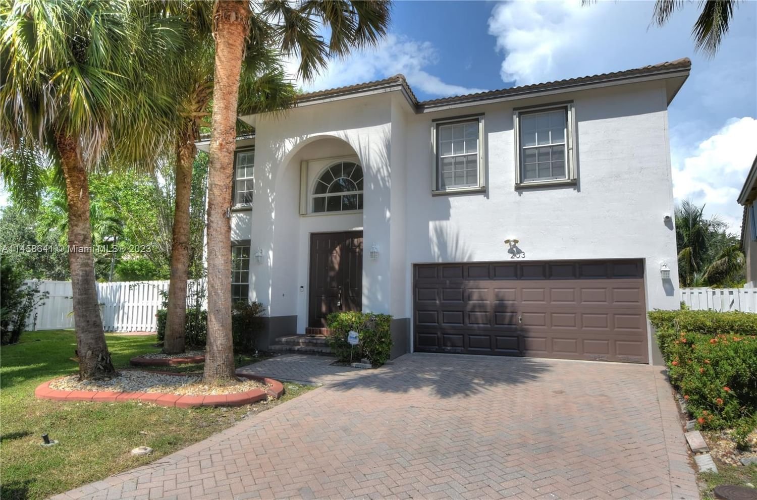 Real estate property located at 203 La Costa Ln, Broward County, BONAVENTURE, Weston, FL
