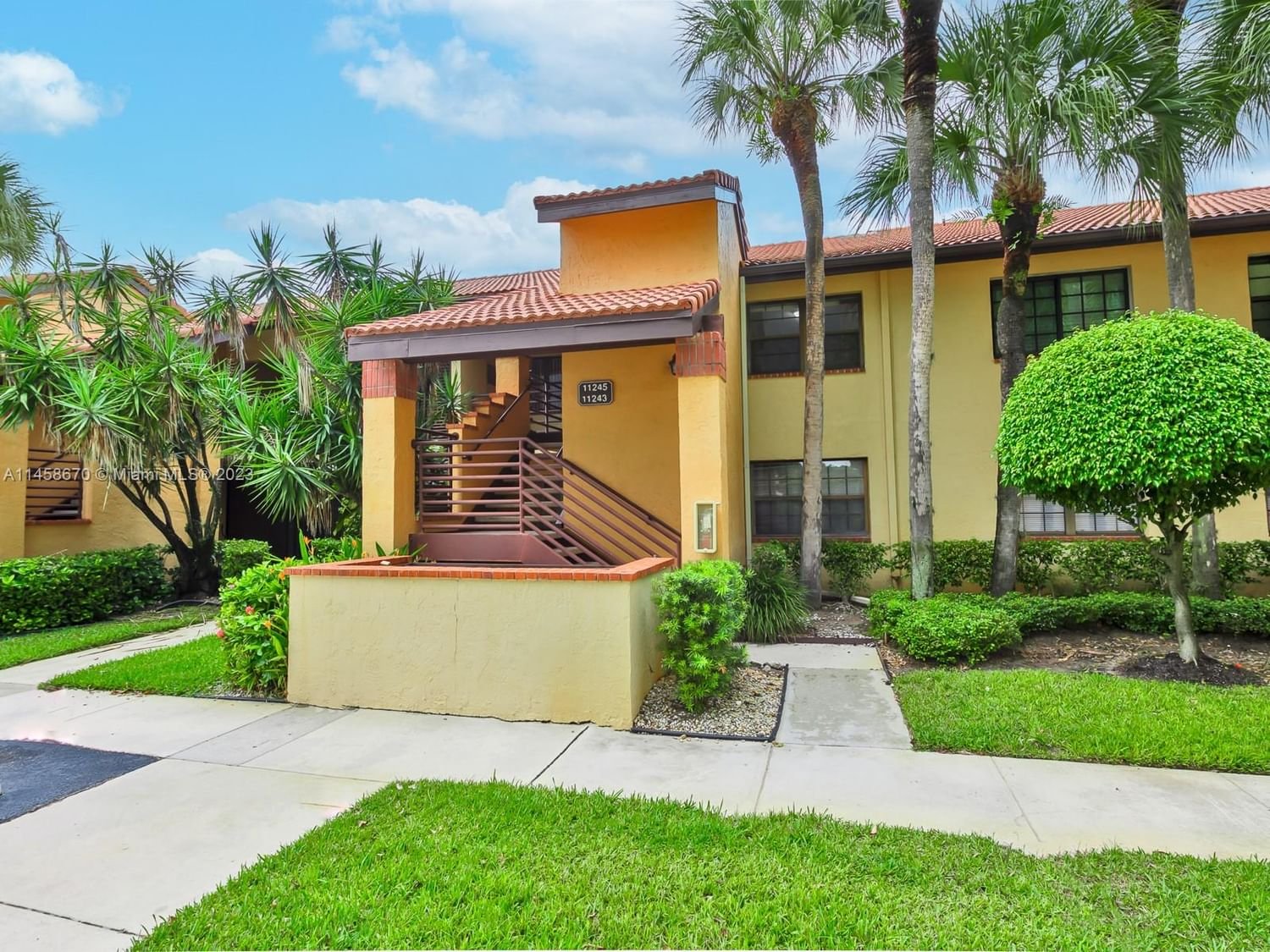 Real estate property located at 11245 Aspen Glen Dr #205, Palm Beach County, Boynton Beach, FL
