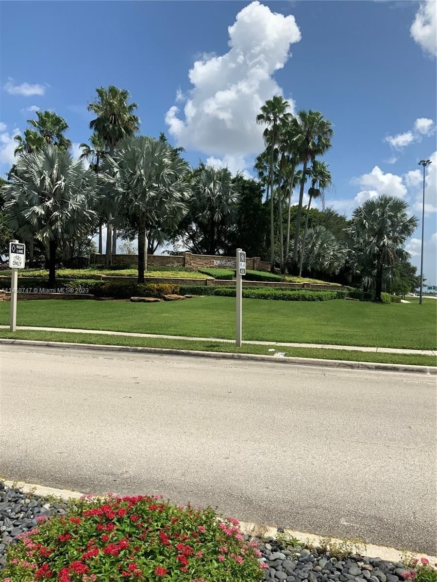 Real estate property located at 15125 7th Ct #0, Broward County, TOWNGATE, Pembroke Pines, FL
