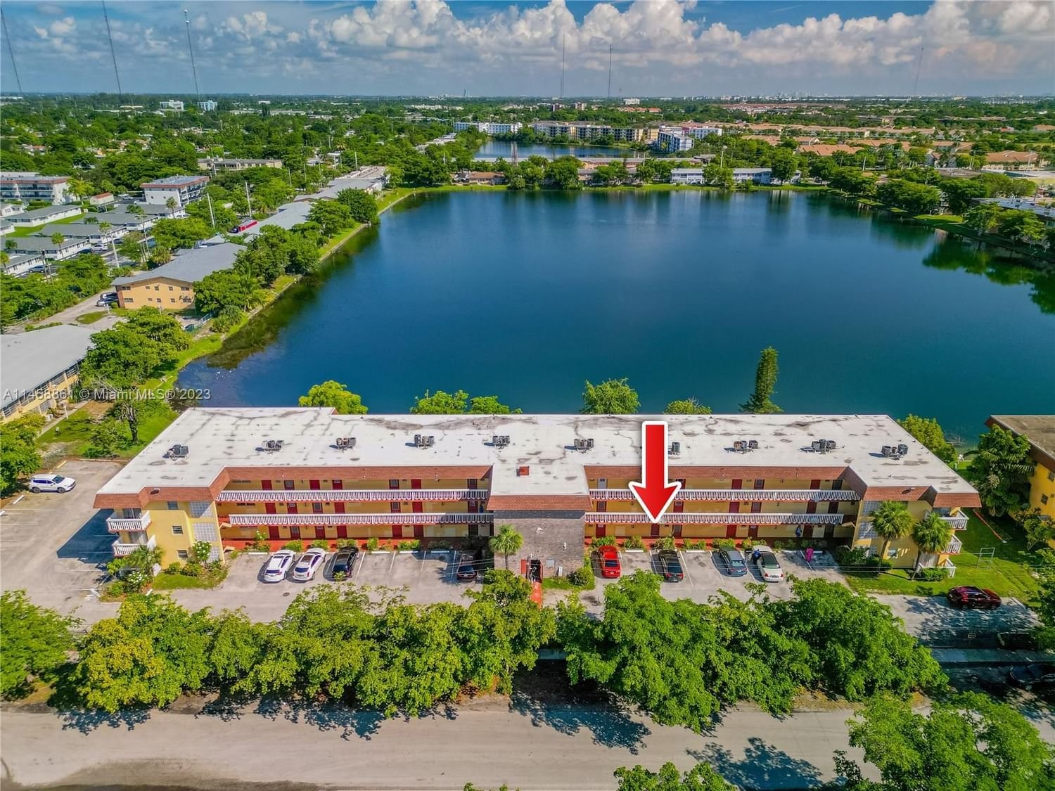 Real estate property located at 251 187th St #807, Miami-Dade County, STAR LAKES ESTATES NO 8 C, Miami, FL