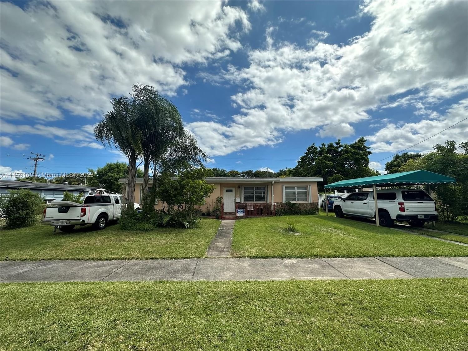 Real estate property located at 11420 55th St, Miami-Dade County, WESTWOOD LAKE 4TH ADDN, Miami, FL