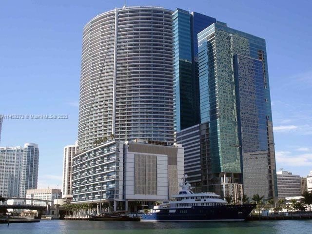 Real estate property located at 200 Biscayne Boulevard Way #5201, Miami-Dade County, EPIC WEST CONDO, Miami, FL