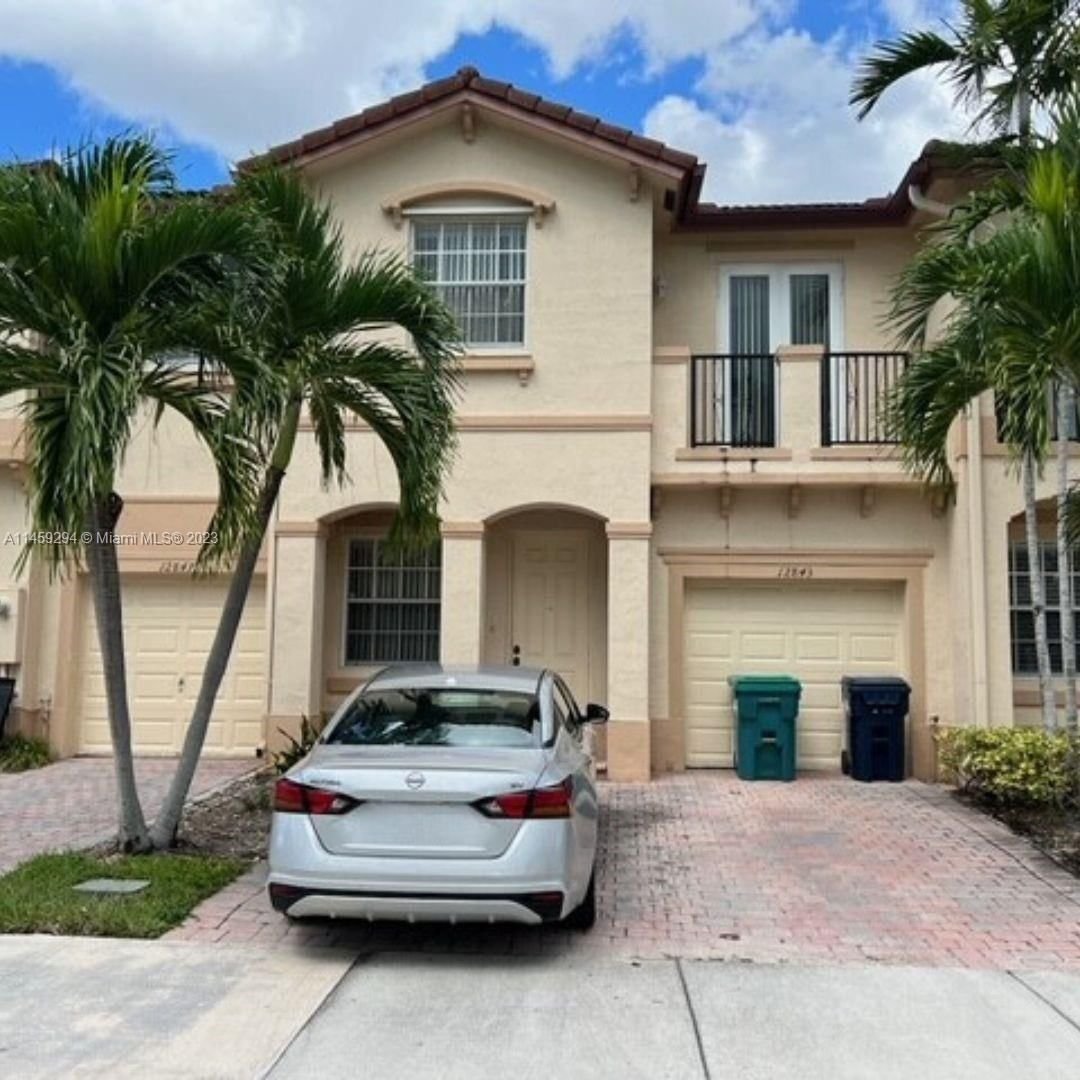 Real estate property located at 12843 135th Ter #12843, Miami-Dade County, COURTS AT TUSCANY, Miami, FL