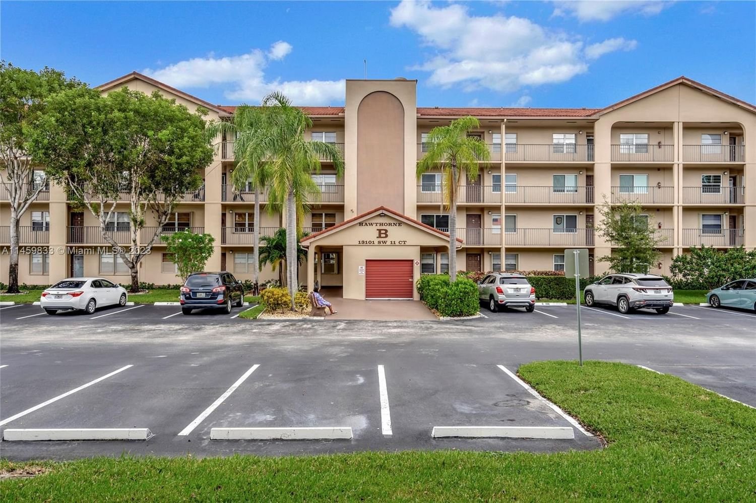 Real estate property located at 13101 11th Ct #102B, Broward County, HAWTHORNE AT CENTURY VILL, Pembroke Pines, FL