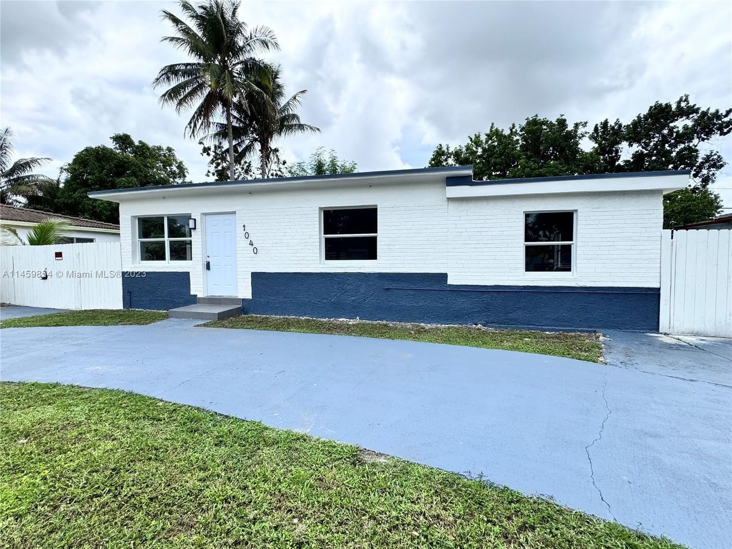 Real estate property located at 1040 113th Ter, Miami-Dade County, LAWNDALE 3RD ADDN, Miami, FL