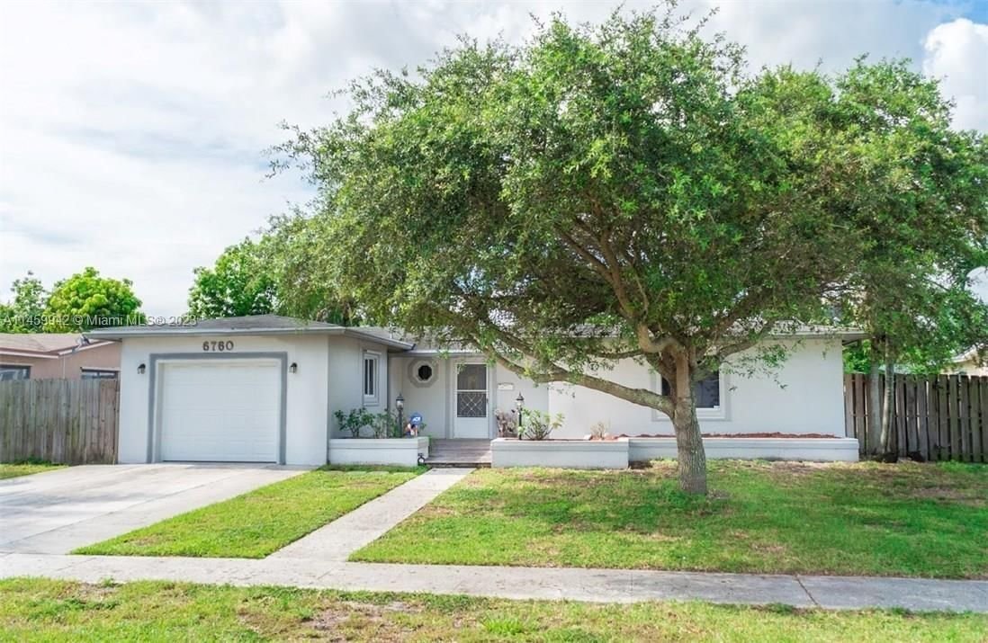 Real estate property located at 6760 10th St, Broward County, North Lauderdale, FL