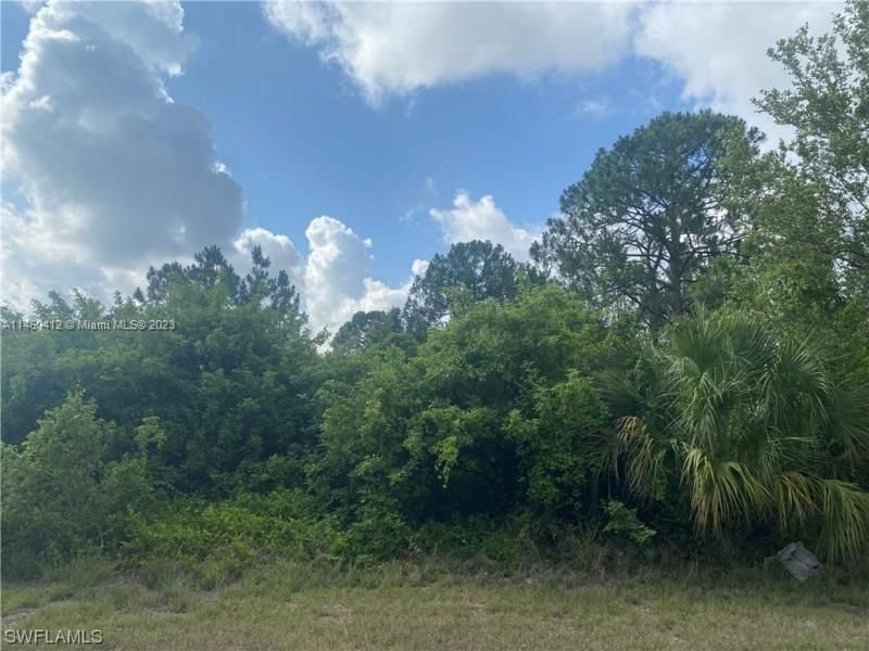 Real estate property located at 1130 Barfield, Lee County, Lehigh Acres, FL
