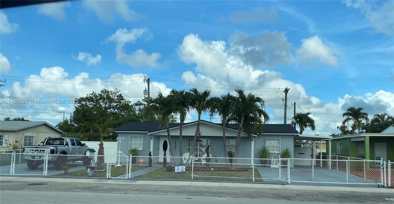 Real estate property located at 19001 47th Ct, Miami-Dade County, CAROL CITY 6TH ADDN, Miami Gardens, FL
