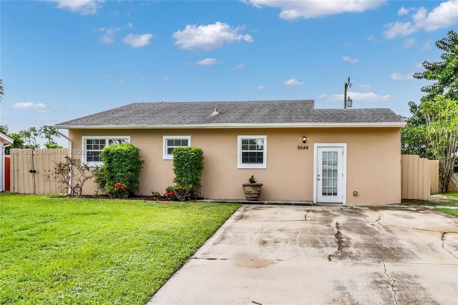 Real estate property located at 5644 Maypop Rd, Palm Beach County, FOREST HILL VILLAGE 1, West Palm Beach, FL