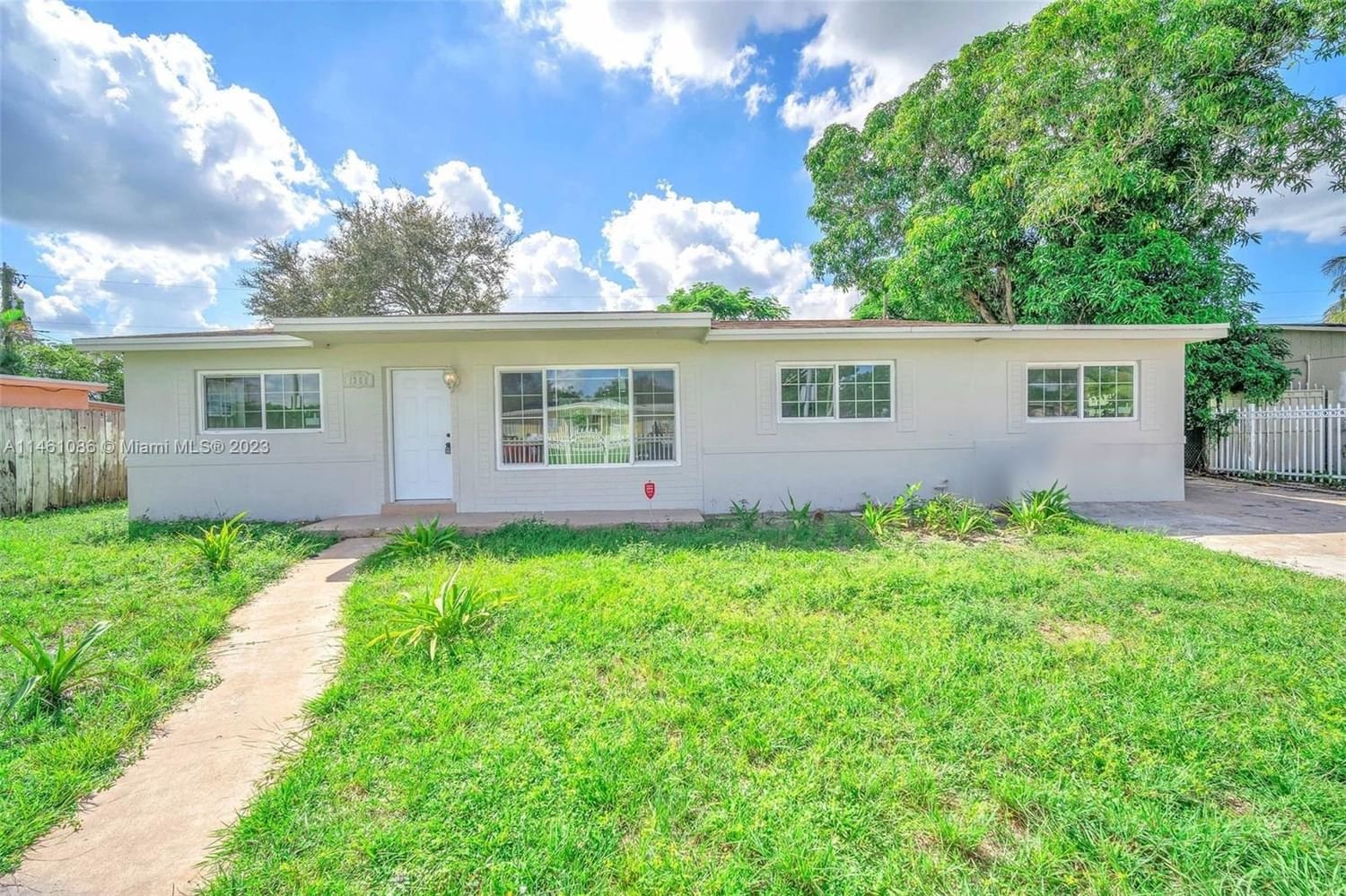 Real estate property located at 1360 193rd Ter, Miami-Dade County, NORWOOD HEIGHTS, Miami Gardens, FL
