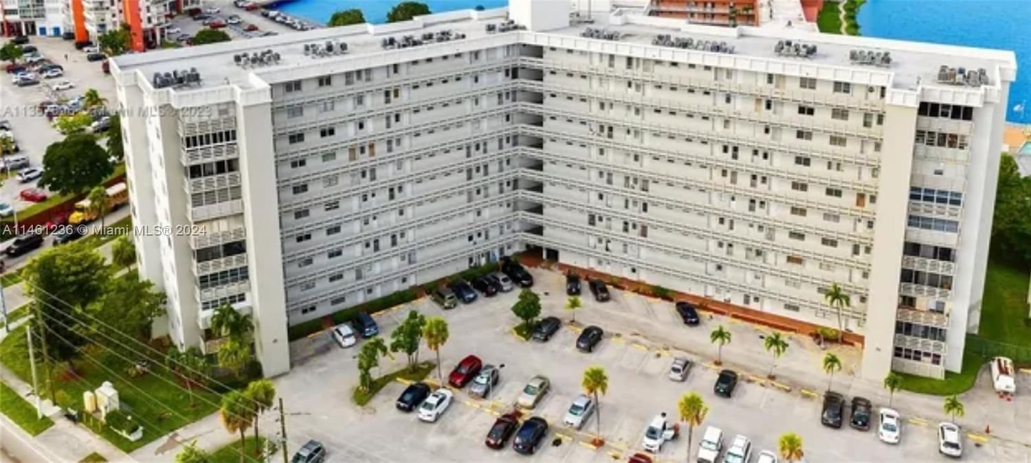 Real estate property located at 1401 Miami Gardens Dr #988, Miami-Dade County, FIFITH MOORINGS CONDO, Miami, FL