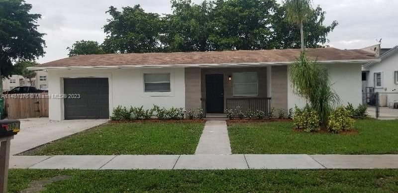 Real estate property located at 3801 78th Ave, Broward County, A J BENDLES, Davie, FL