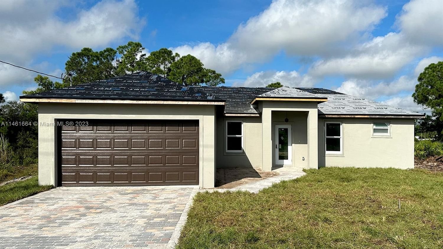 Real estate property located at 858 Bell Blvd., Lee County, Lehigh Acres, FL