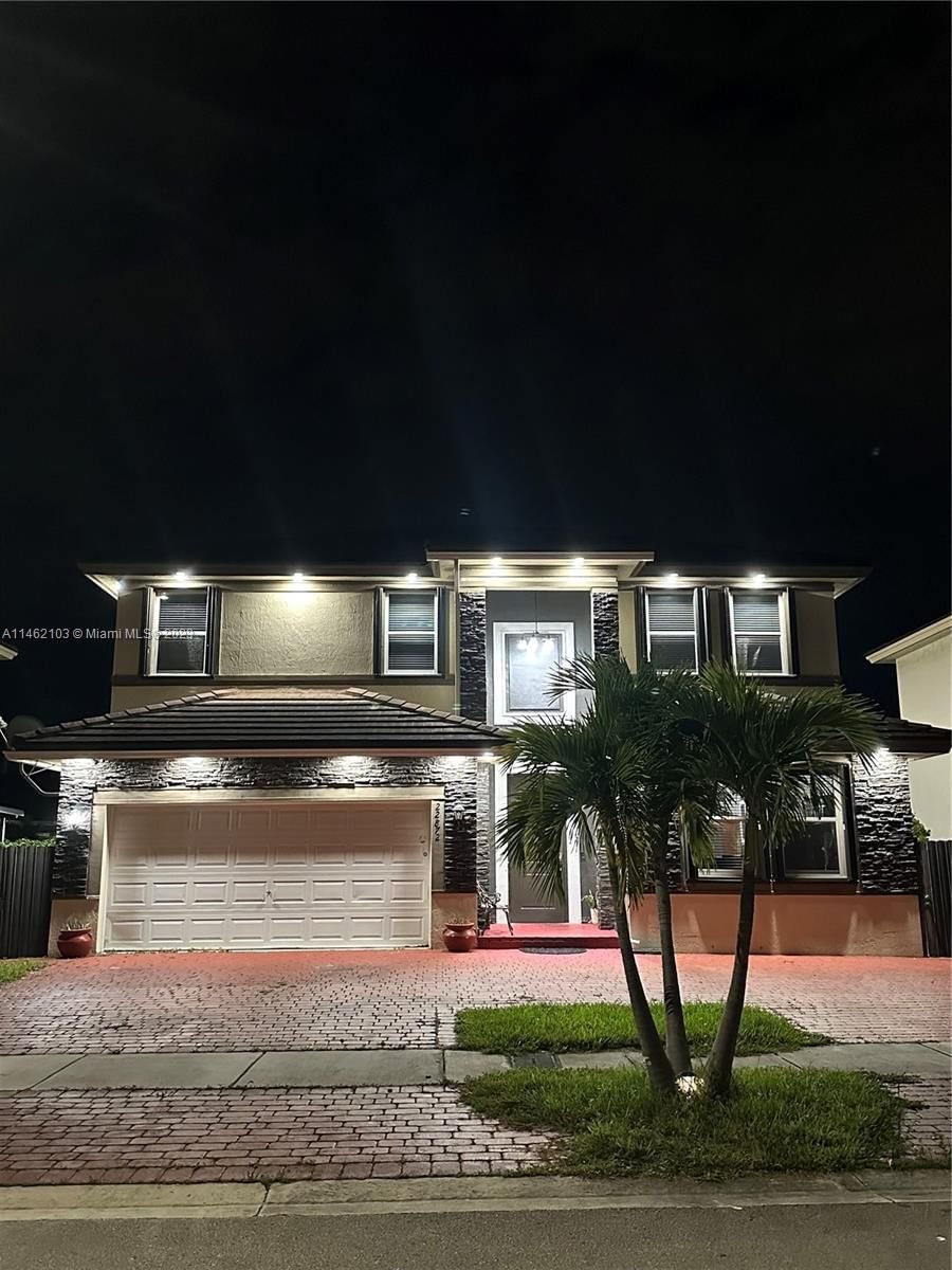 Real estate property located at 22872 115th Ave, Miami-Dade County, Miami, FL