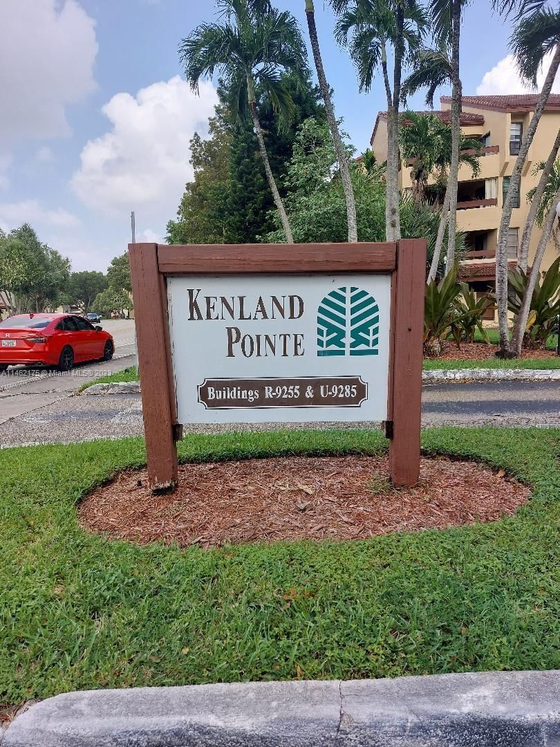 Real estate property located at 9285 125th Ave #208, Miami-Dade County, KENLAND POINTE CONDO IV, Miami, FL