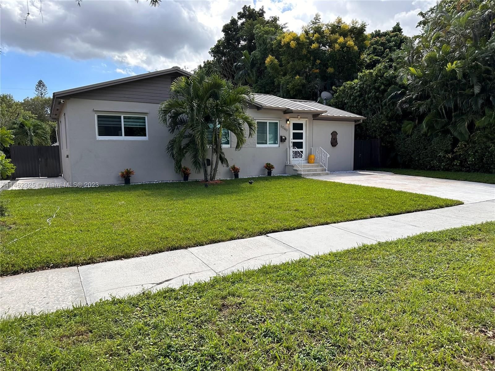 Real estate property located at 6040 40th St, Miami-Dade County, GREENWOOD TERR A, Virginia Gardens, FL