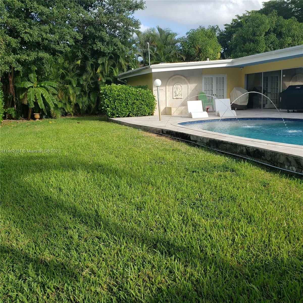 Real estate property located at 2069 196th Ter, Miami-Dade County, SKY LAKE ESTATES, North Miami Beach, FL
