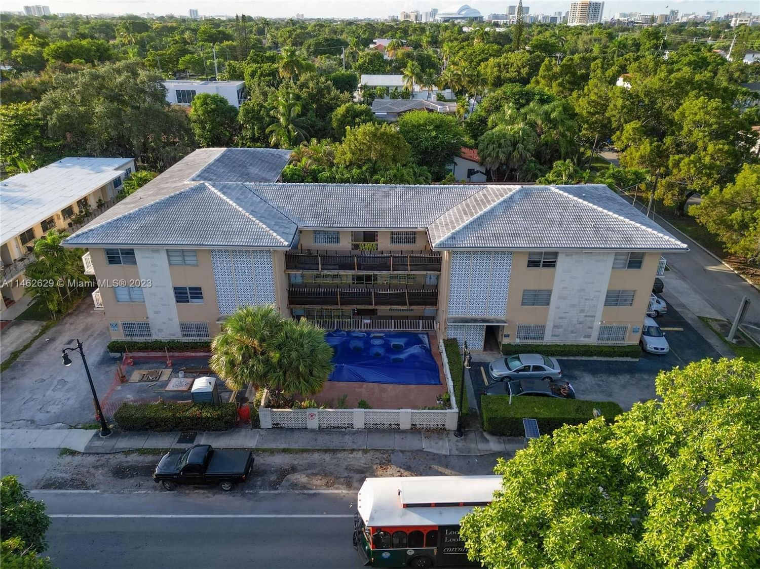 Real estate property located at 2300 3rd Ave #20, Miami-Dade County, EL MIRAMAR CONDO, Miami, FL