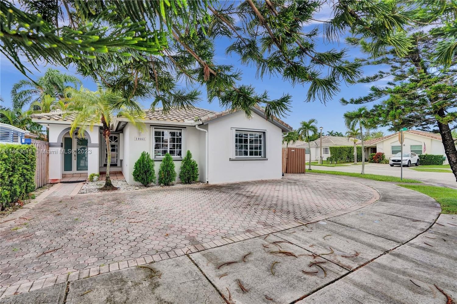 Real estate property located at 14662 114th Ter, Miami-Dade County, Miami, FL