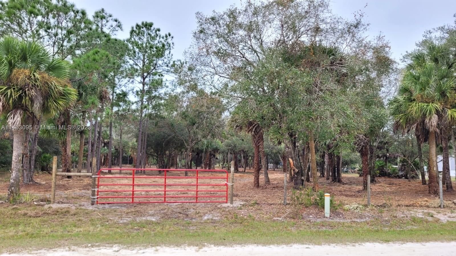 Real estate property located at 840 kennel, Hendry County, Clewiston, FL