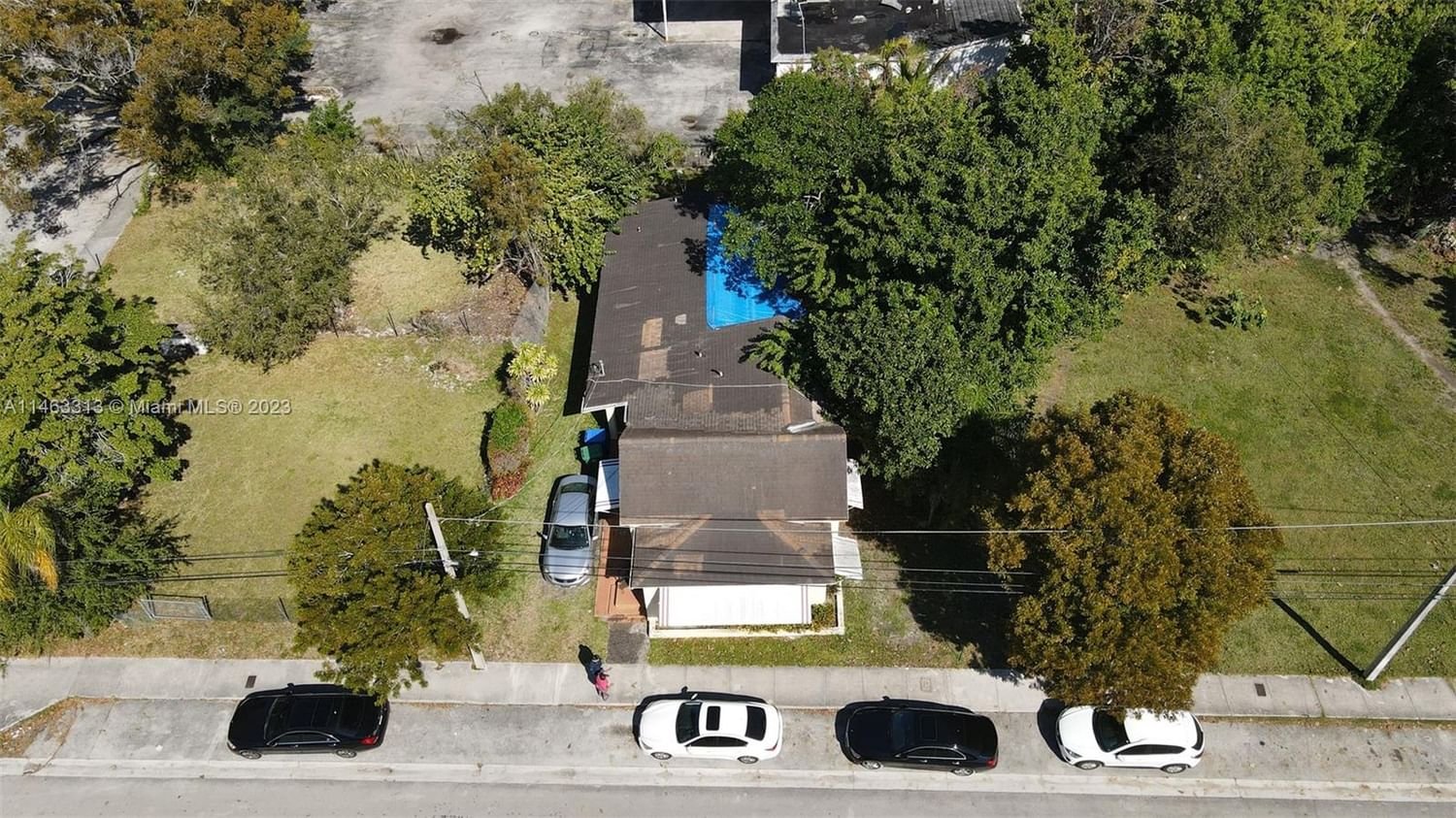 Real estate property located at 3373 Thomas Ave, Miami-Dade County, DE HEDOUVILLES SUB, Miami, FL
