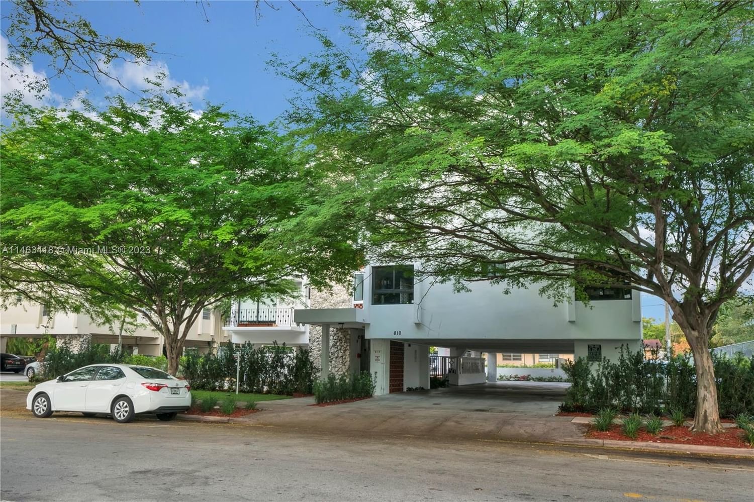Real estate property located at 810 Salzedo St, Miami-Dade County, Coral Gables, FL