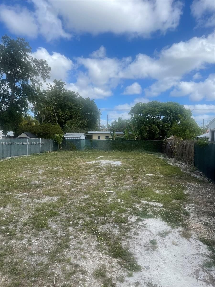 Real estate property located at 4339 9th Ter, Miami-Dade County, Miami, FL