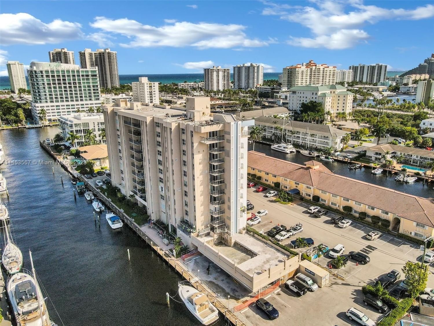 Real estate property located at 2881 33rd Ct #8H, Broward County, CARLYLE CONDOMINIUM, Fort Lauderdale, FL