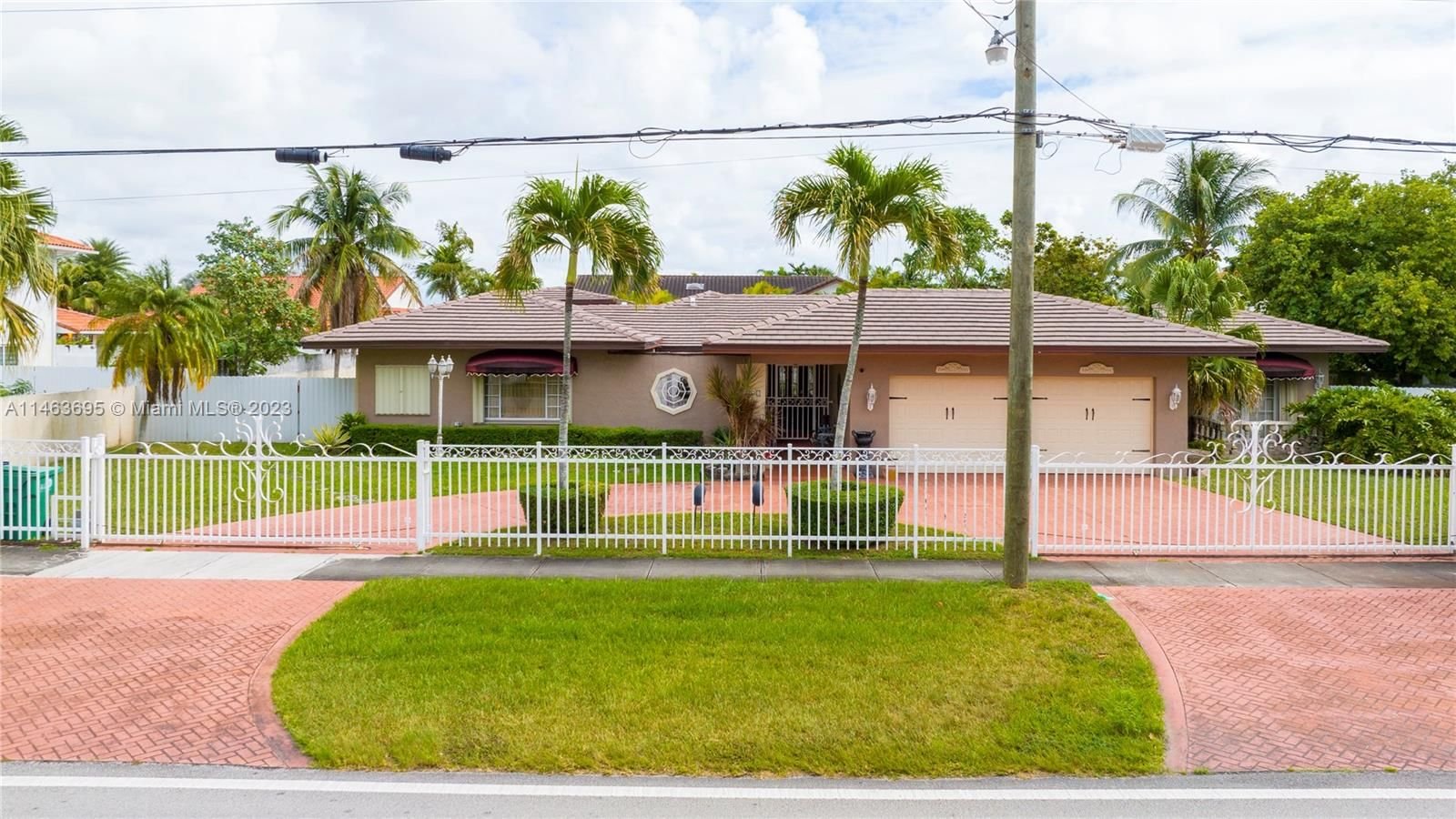 Real estate property located at 3041 112th Ave, Miami-Dade County, BEAUTIFUL PLACE, Miami, FL